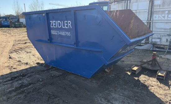 C10S - Absetzcontainer
ca. 3,60 m lang, 1,70 m breit, 1,90 m hoch
